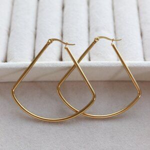 Trapezoid Style Minimalist Hoop Earrings 18k Gold Plated Stainless Steel